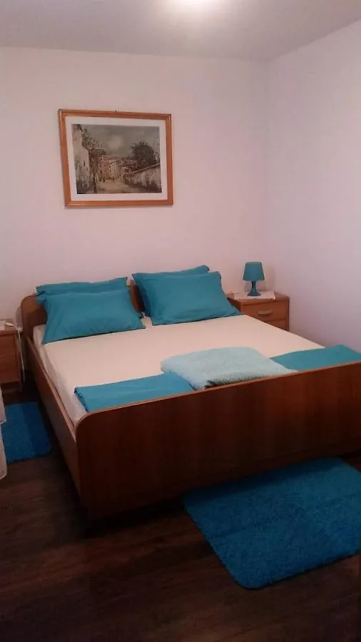 Gita Apartment Omisalj 0*,